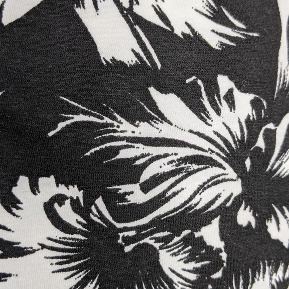 Dingolay EUC floral 2 Piece skirt set crop tie top small Barbados black white - Picture 7 of 16